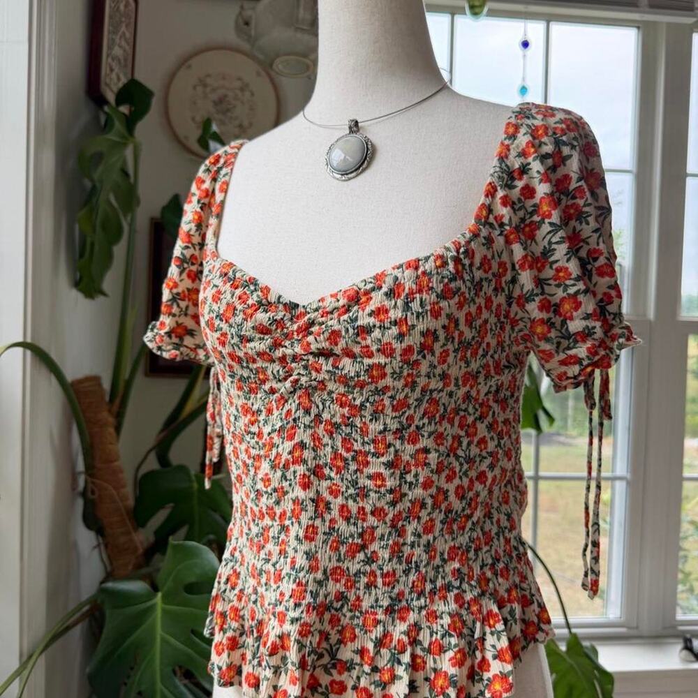 Floral Ruffle Ruched Bodice Blouse Large